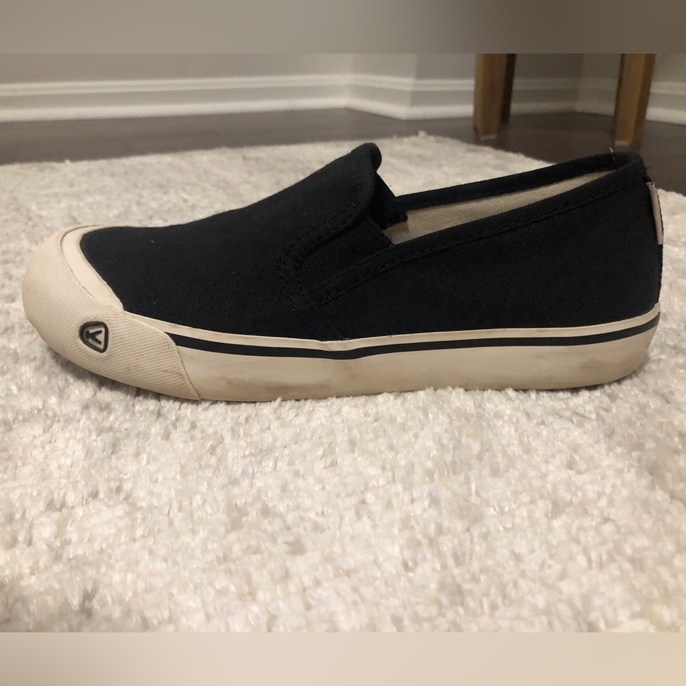 Keen Slip on Sneakers